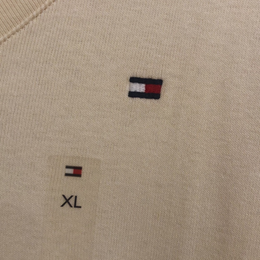 Tommy Hilfiger long sleeve light sweater material t shirt. - Picture 2 of 5